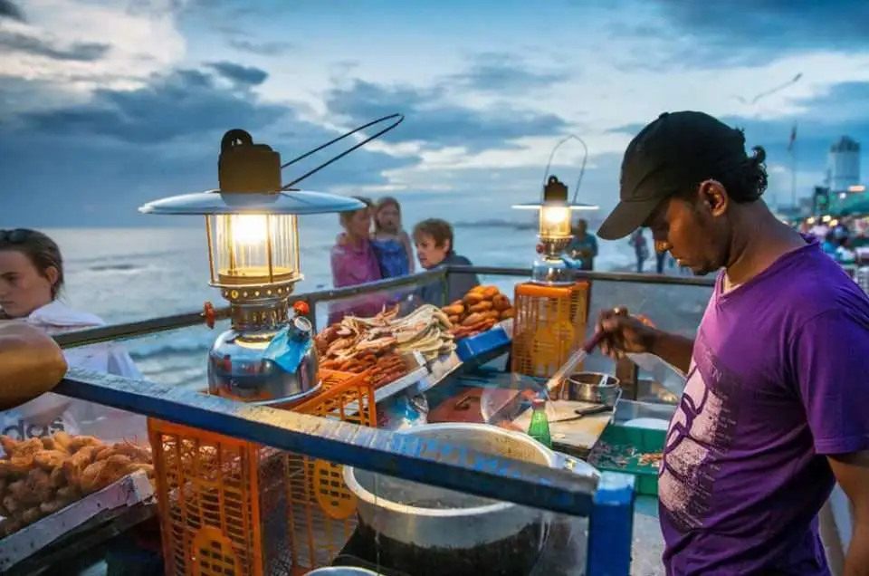 Experience the Street Food